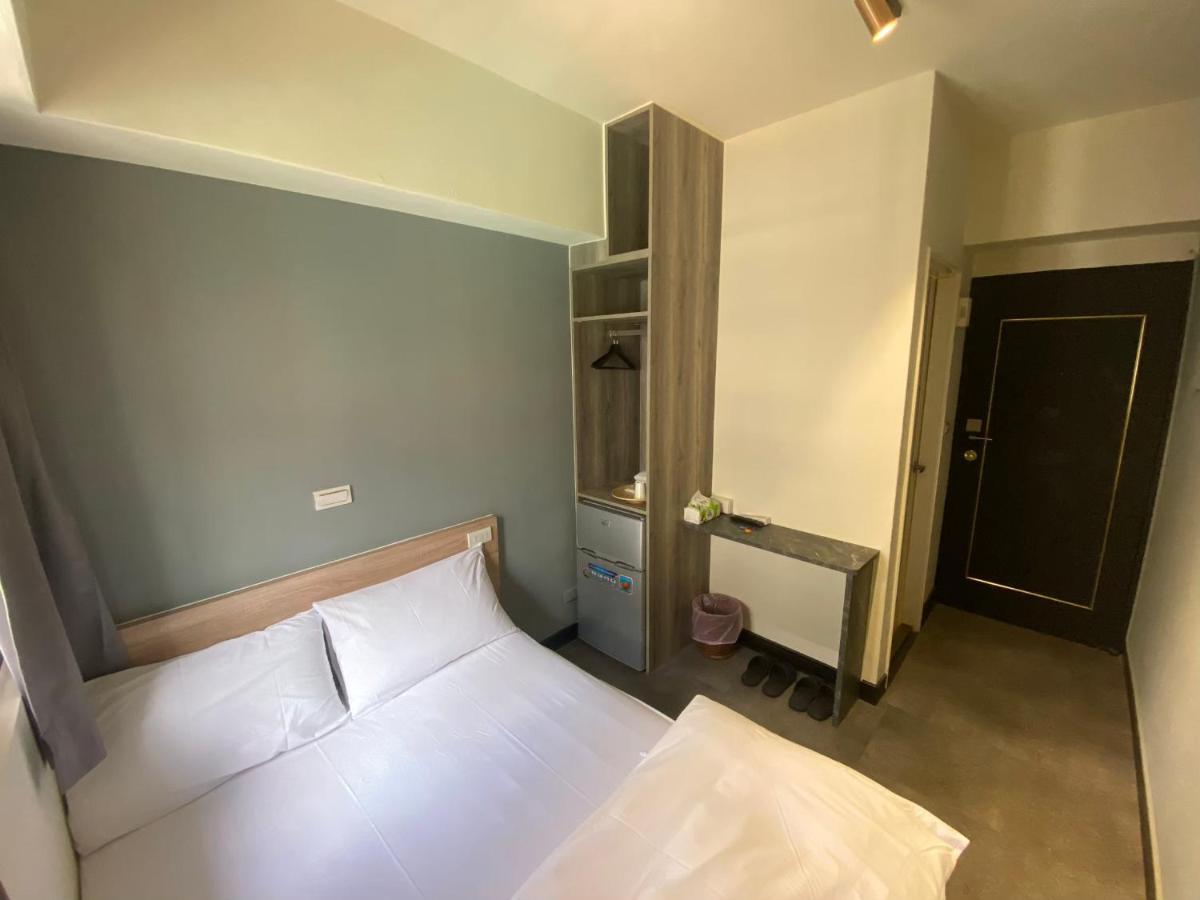 Fengjia Gift Box Homestay Tchaj-čung Exteriér fotografie