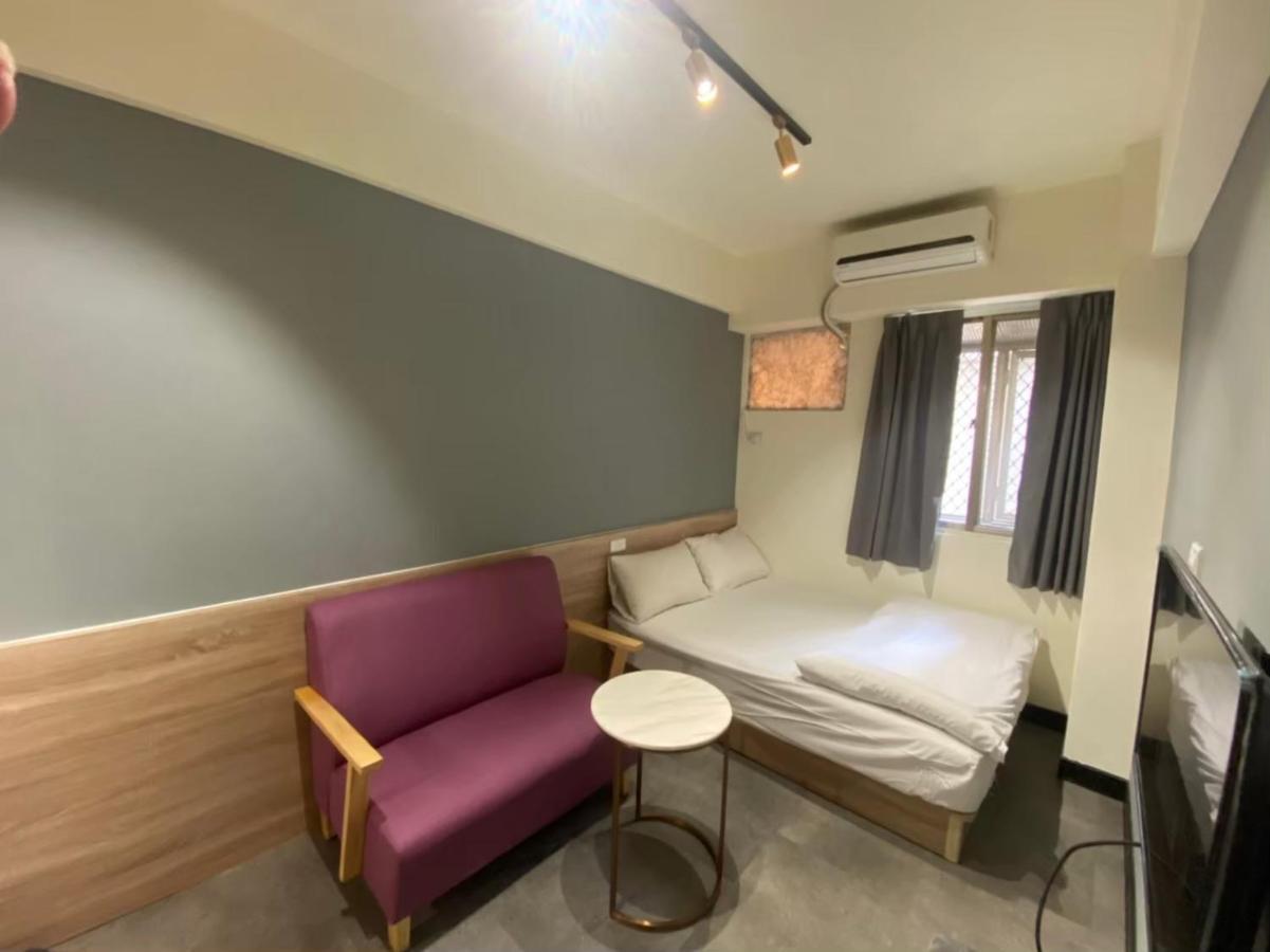 Fengjia Gift Box Homestay Tchaj-čung Exteriér fotografie