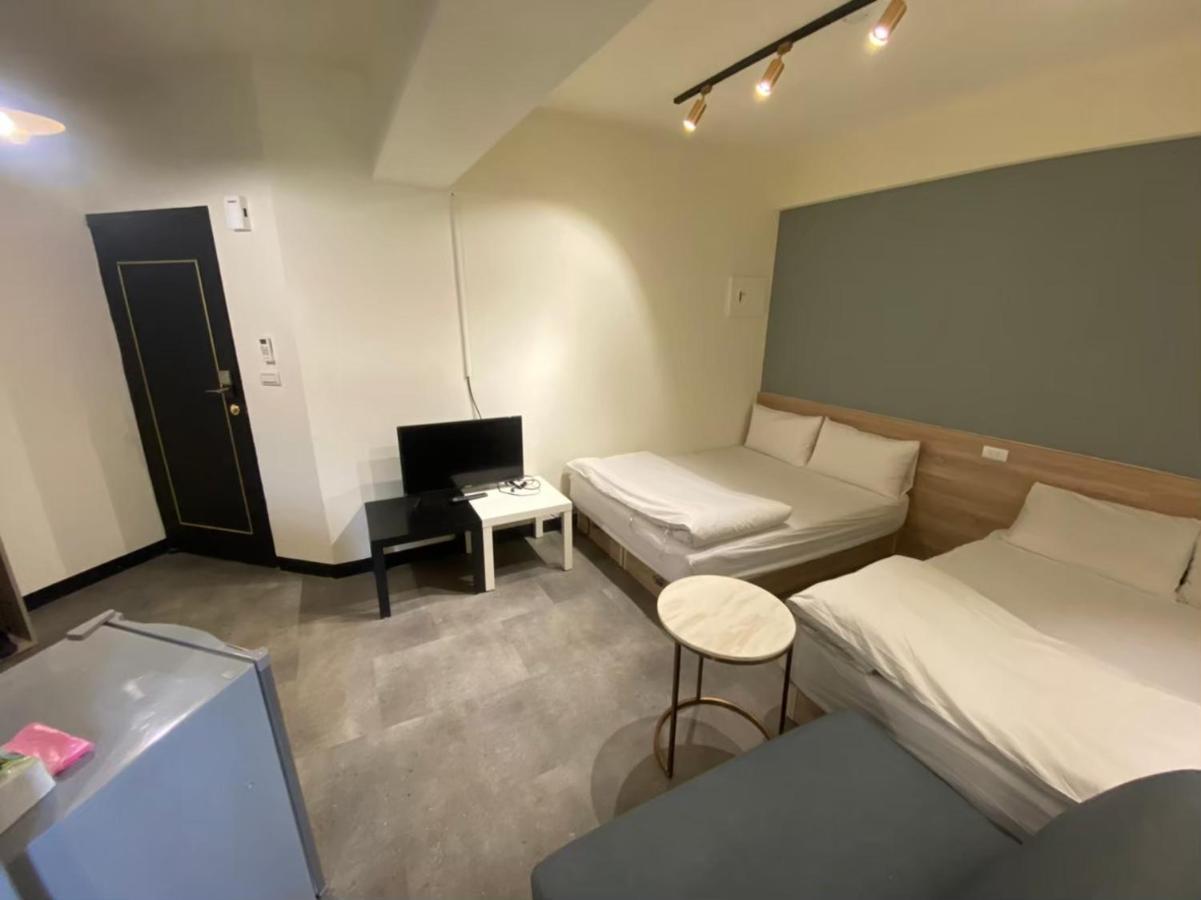 Fengjia Gift Box Homestay Tchaj-čung Exteriér fotografie