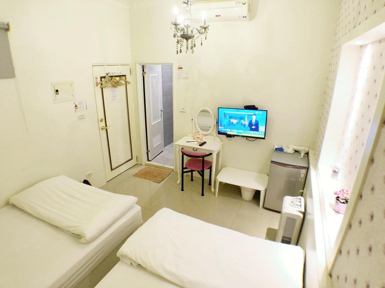Fengjia Gift Box Homestay Tchaj-čung Exteriér fotografie