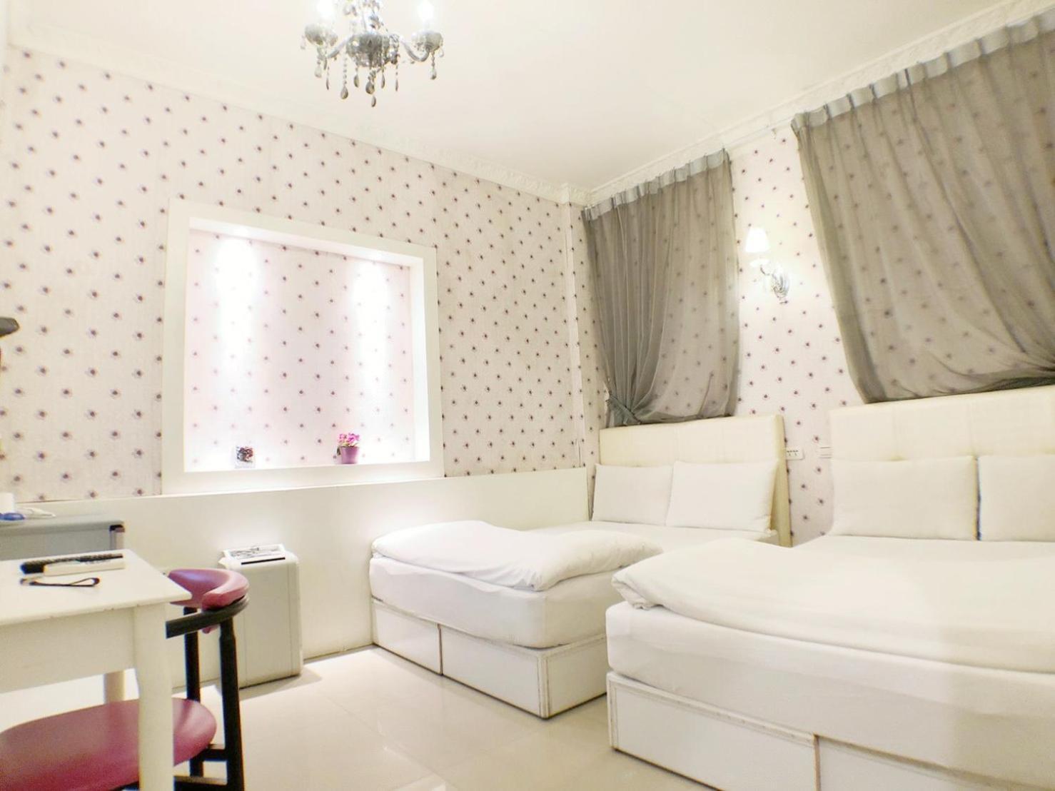 Fengjia Gift Box Homestay Tchaj-čung Exteriér fotografie