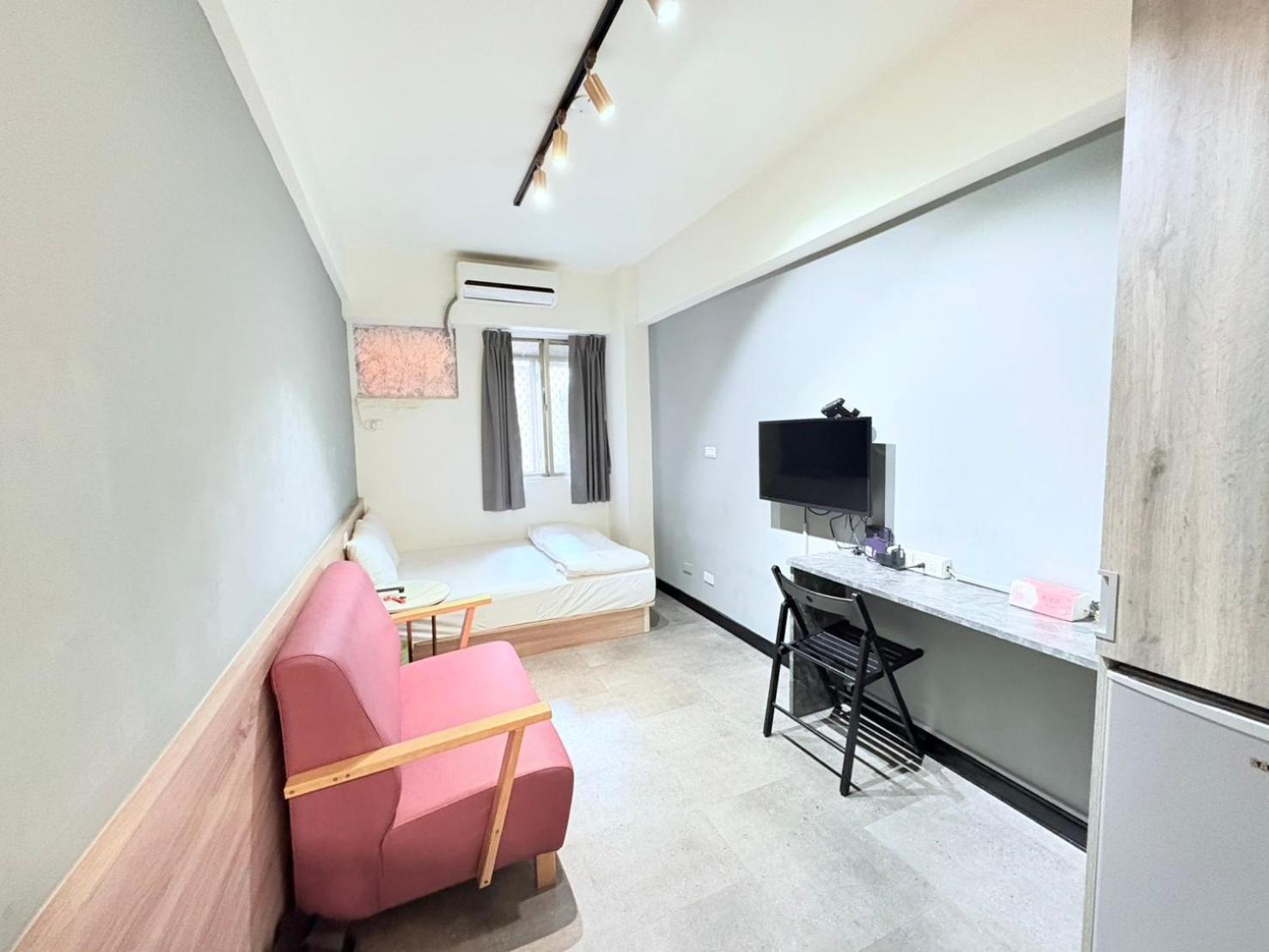 Fengjia Gift Box Homestay Tchaj-čung Exteriér fotografie